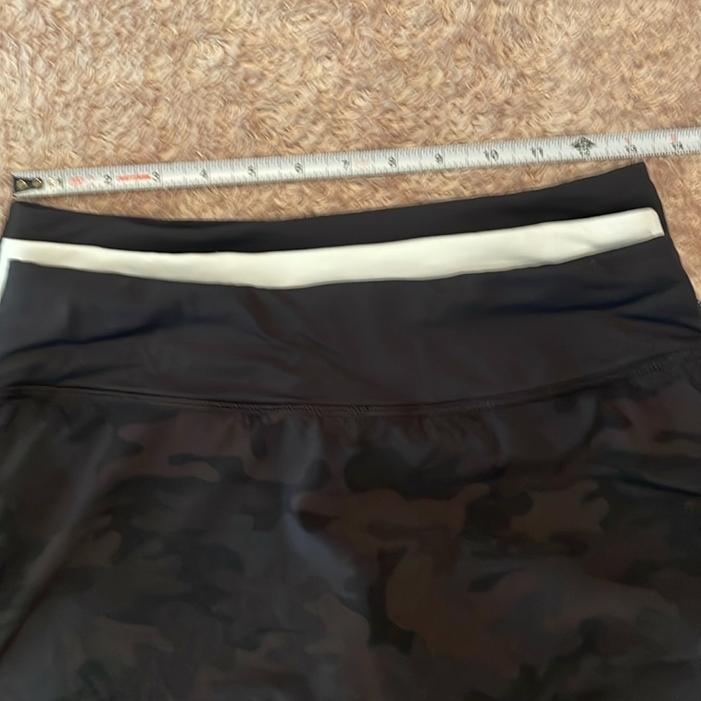 LULULEMON EUC ruffled skirt bundle of 3 - all size 4 - Picture 14 of 16